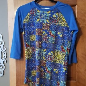 Lularoe randy baseball tee